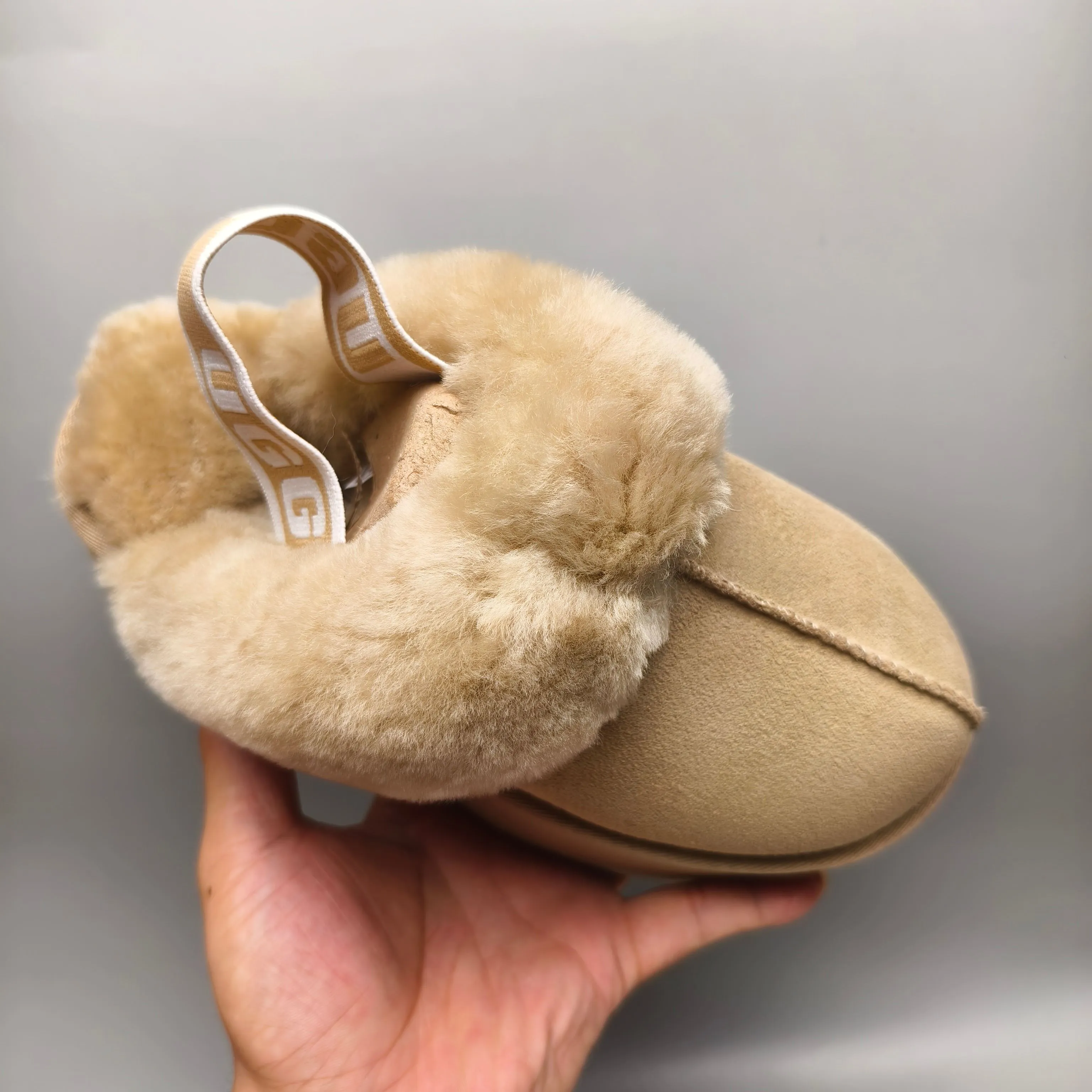 💰 480 UGG sheepskin all-in-one snow boots UGG official website recommends 3474 5-layer 5 cm thick-soled slippers. Color: chocolate, mustard, black, gray, maroon, evening pink. Size: 35-41
